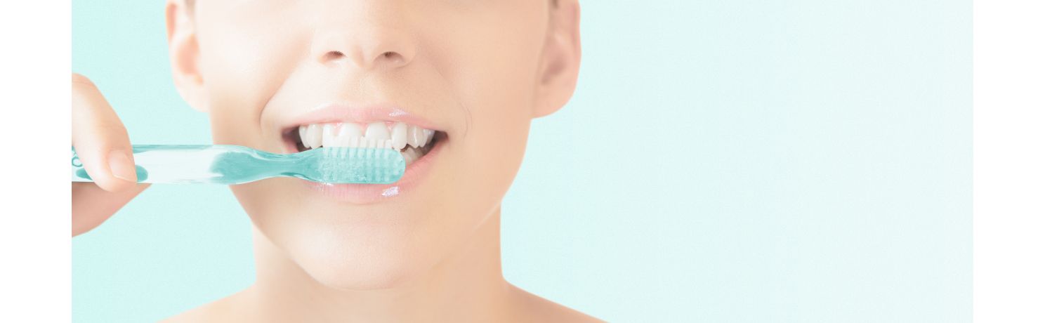 Come si lavano i denti