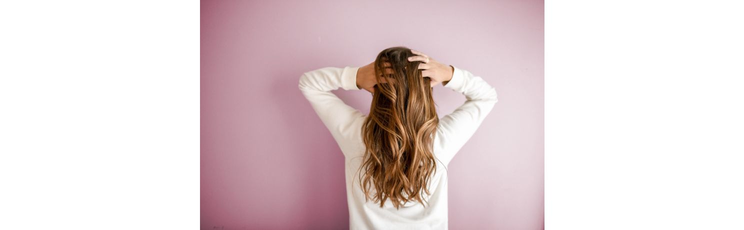 Cause e rimedi caduta capelli