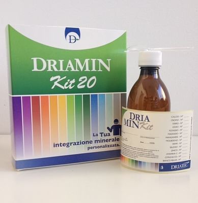 Driamin kit 20 flacone vuoto con misurino + etichetta e foglio illustrativo