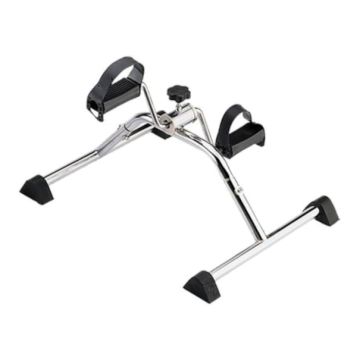 Pedaliera per riabilitazione motoria in acciaio cromato regolabile a seconda delle esigenze con basi di appoggio triangolari in gomma Pedaliera per riabilitazione motoria in acciaio cromato regolabile a seconda delle esigenze con basi di appoggio triangolari in gomma