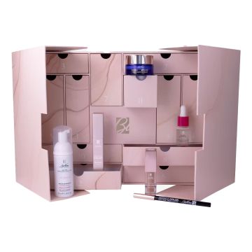 Bionike Calendario dell'Avvento 2025 Skincare & Make-Up 12 Caselle Bionike Calendario dell'Avvento 2025 Skincare & Make-Up 12 Caselle