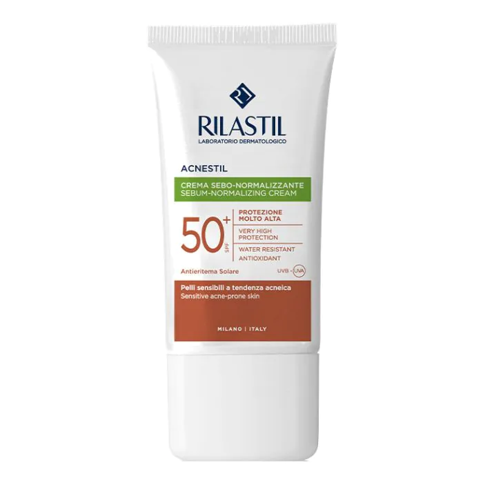 Rilastil Acnestil Crema Sebo Normalizzante Solare SPF 50+ Viso 40 ml Rilastil Acnestil Crema Sebo Normalizzante Solare SPF 50+ Viso 40 ml