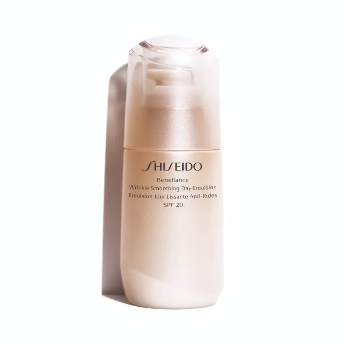 Shiseido - Benefience Wrinkle Smoothing Day Emulsion SPF20 - Emulsione antirughe 75ml Shiseido - Benefience Wrinkle Smoothing Day Emulsion SPF20 - Emulsione antirughe 75ml