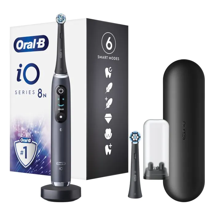 Oral-B Spazzolino Elettrico Ricaricabile iO 8S Nero, 2 Testine, 1 Custodia Da Viaggio, 1 Spazzolino Oral-B Spazzolino Elettrico Ricaricabile iO 8S Nero, 2 Testine, 1 Custodia Da Viaggio, 1 Spazzolino