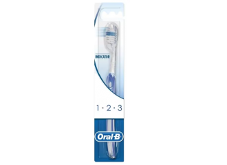 Oral-B 1-2-3 Indicator Spazzolino Medio